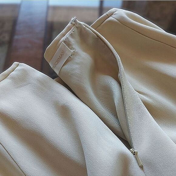 Vtg Dana Buchman cream silk high waisted below knee pencil skirt - Picture 7 of 14